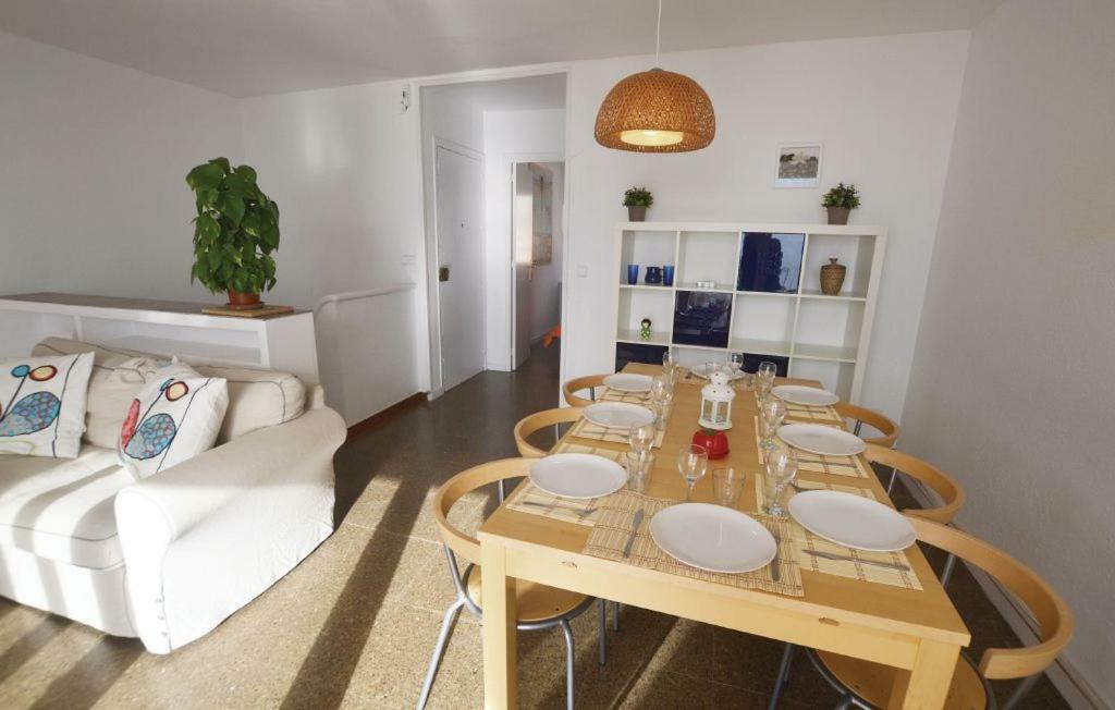 カネット・デ・マールDuplex En Frente De La Playa Al Lado De Barcelonaアパートメント エクステリア 写真